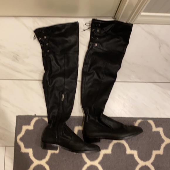 Over the knee black boots - Picture 5 of 7